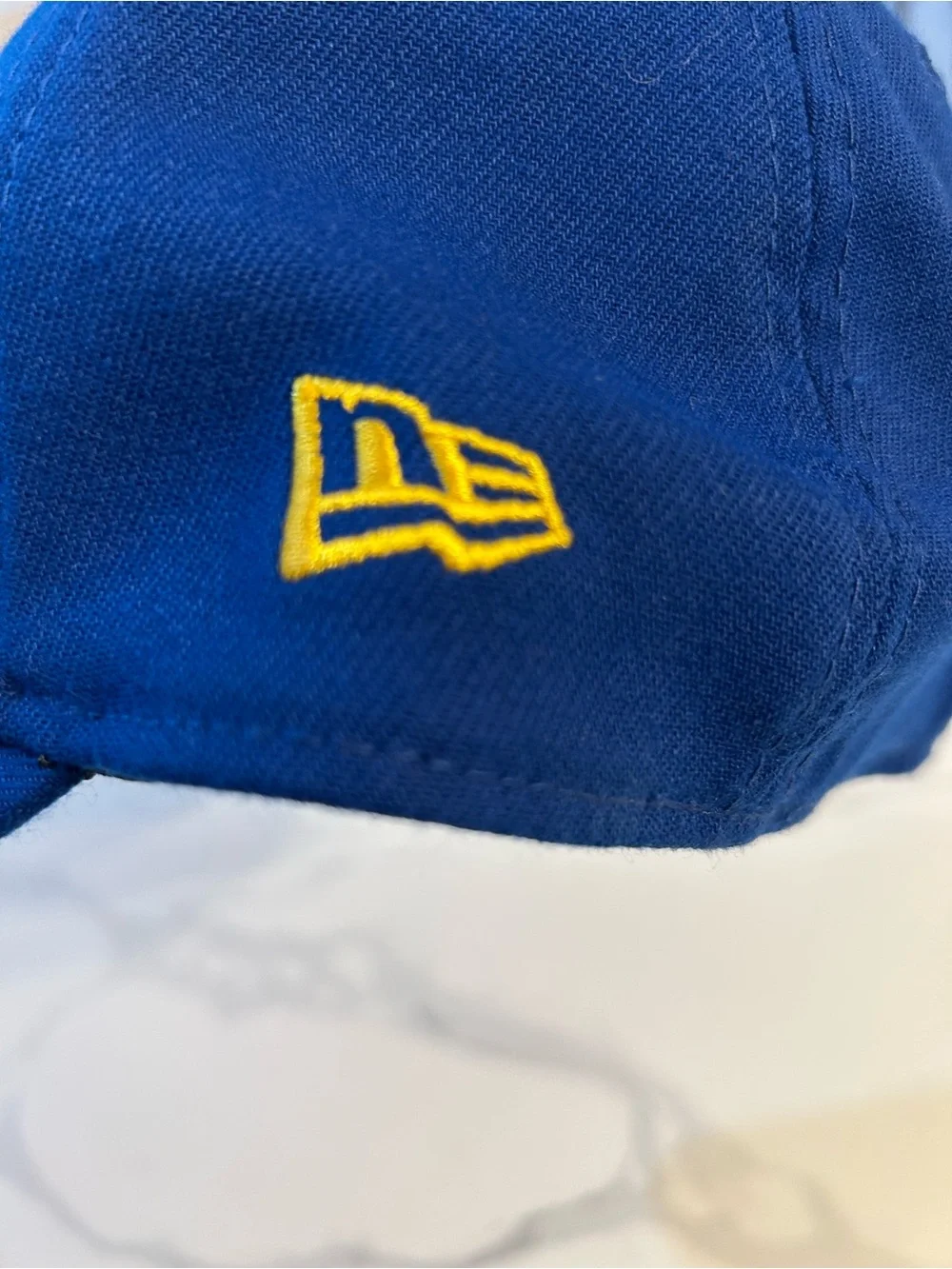 New Era Milwaukee Brewers Blue and Yellow Baseball Cap with Embroidered